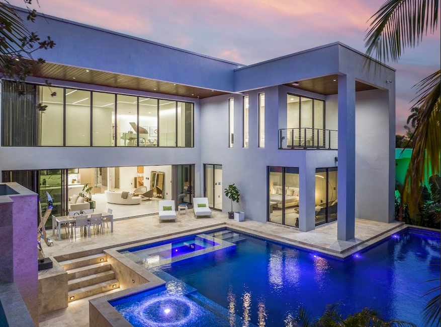 Luxury villa Rental in Miami