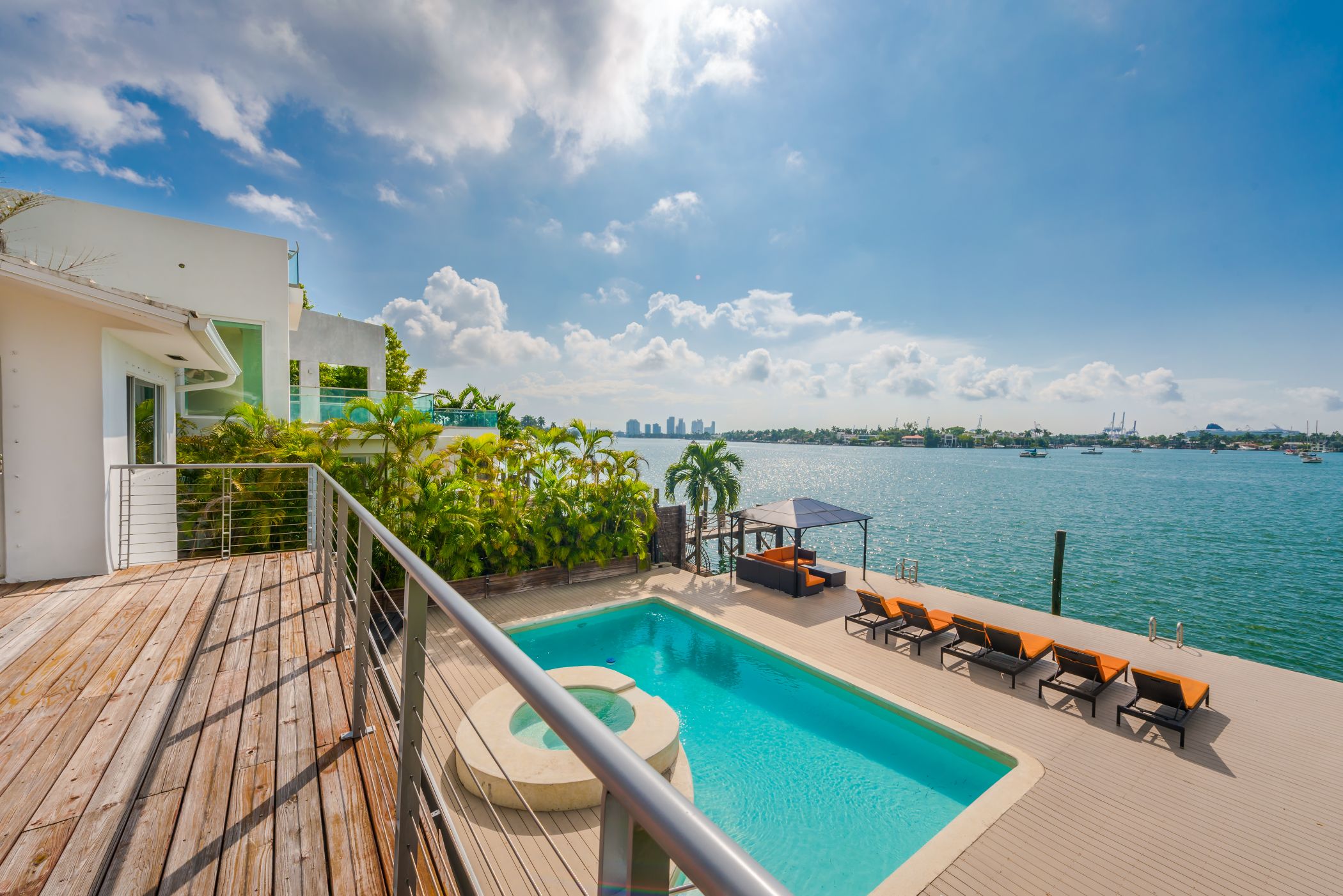 Luxury mansion rental Miami