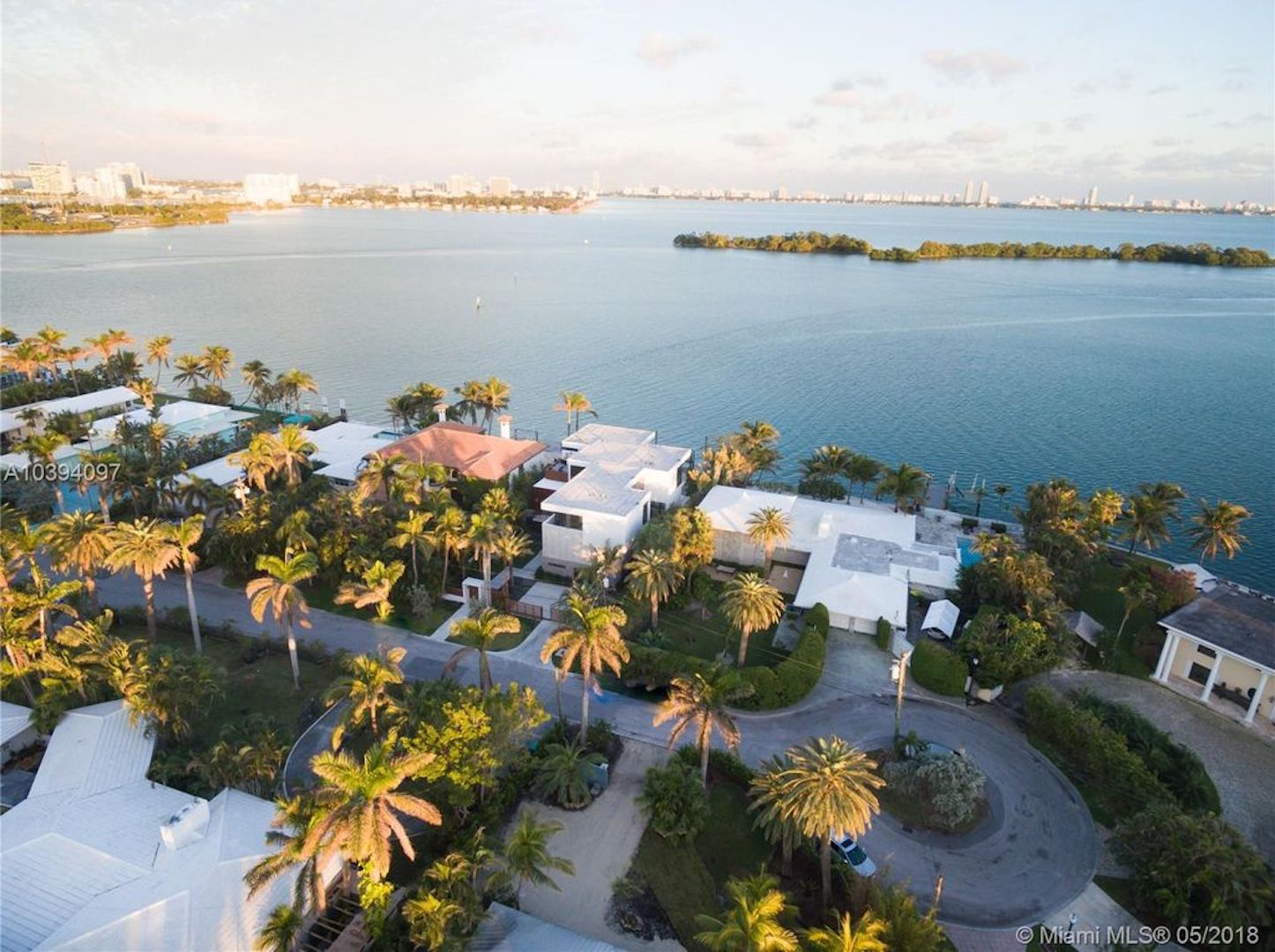 Luxury Villa Ciao Bella rentals Miami