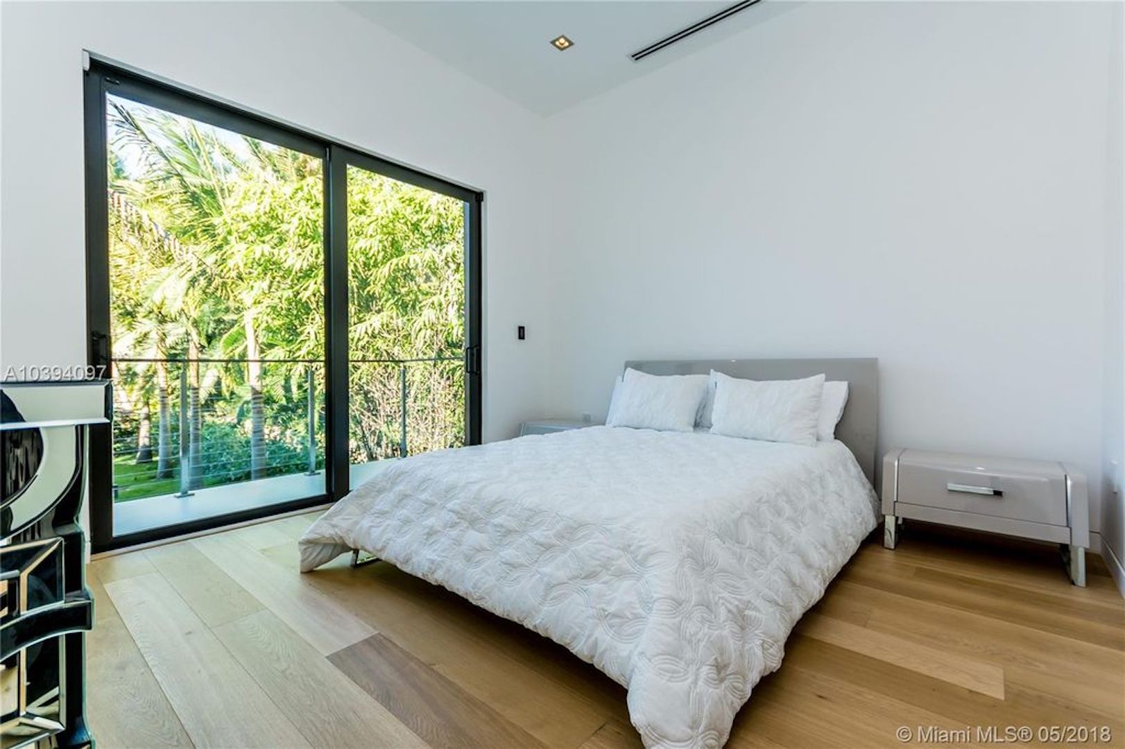 Bedroom of Villa Ciao Bella rentals Miami