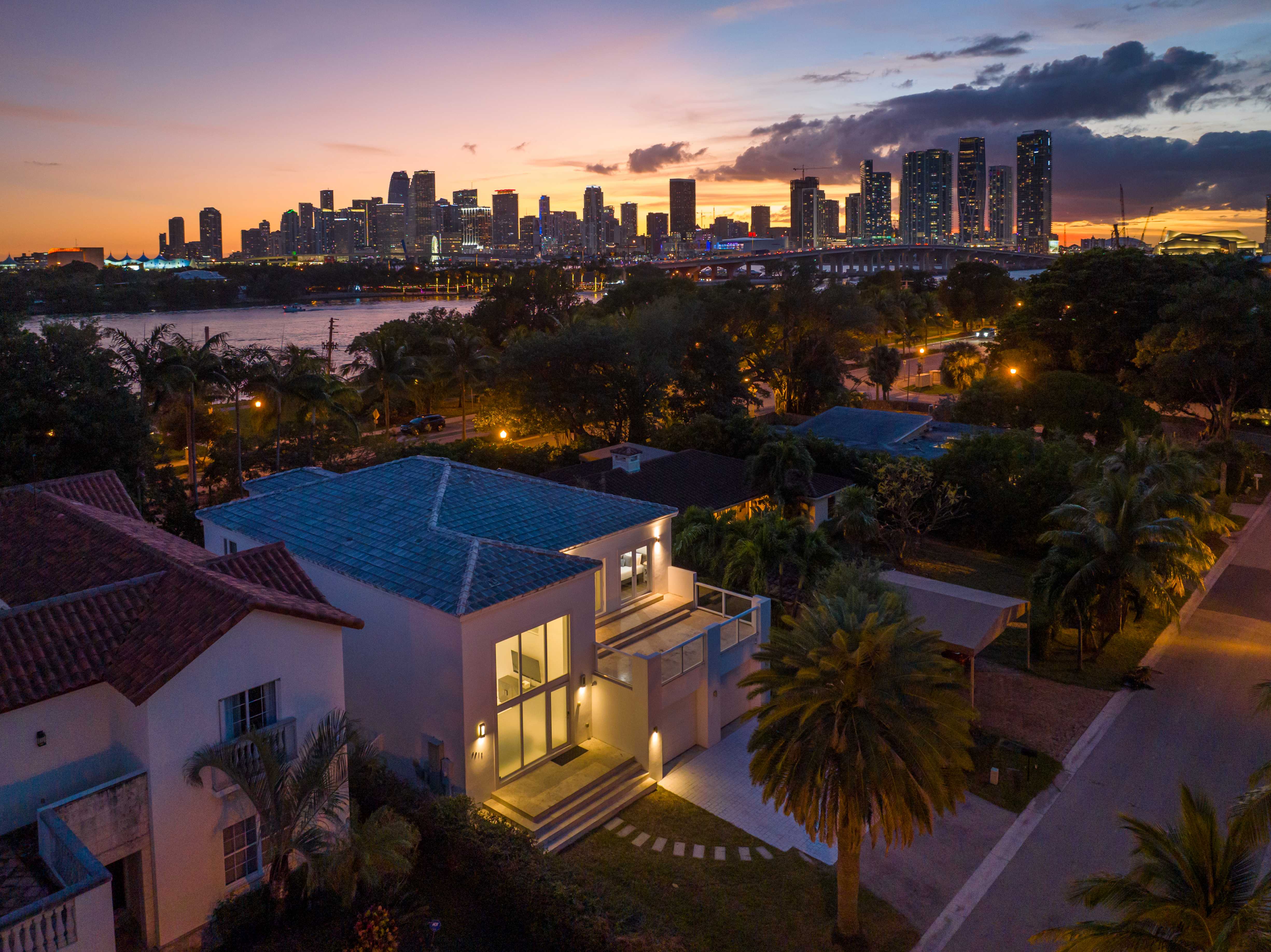 VILLA MEDICI rental Miami