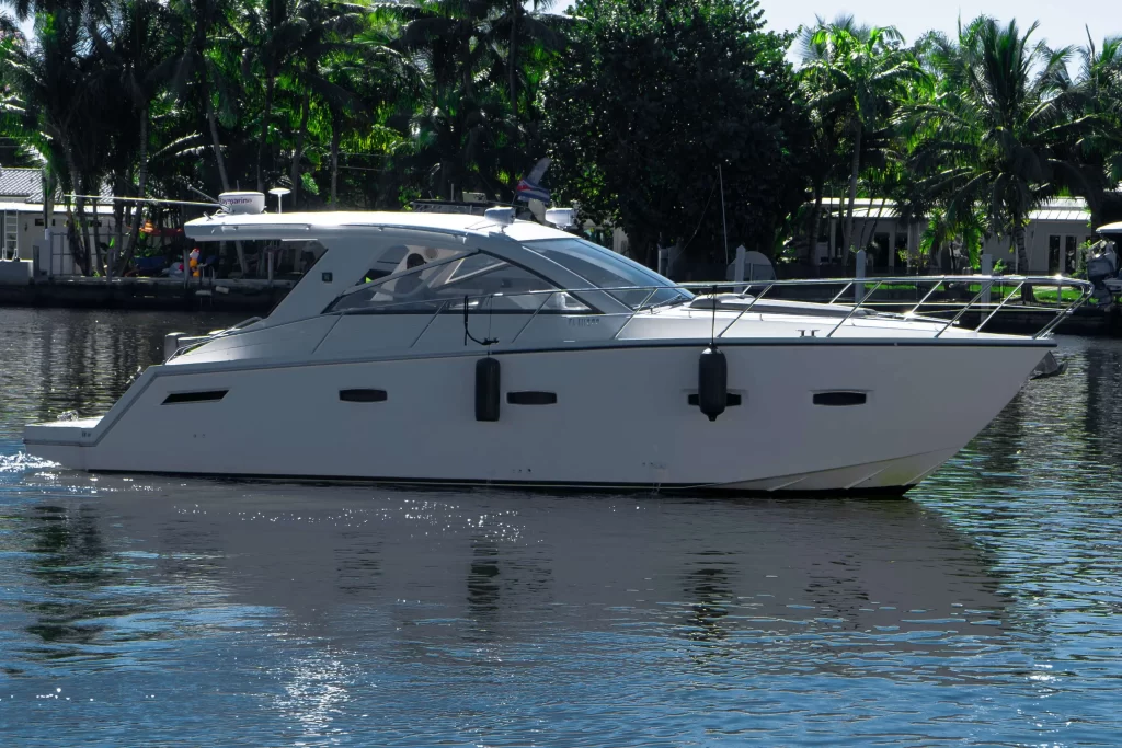 40' Sealine - J yacht rental Miami