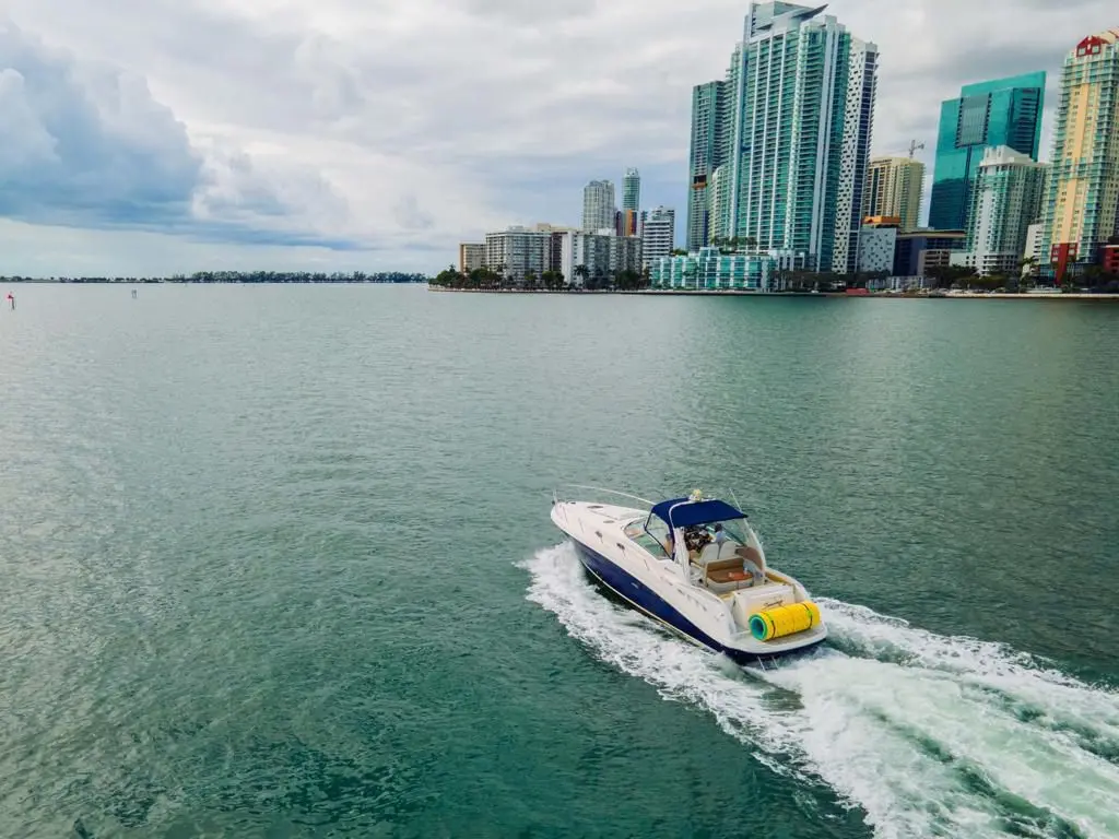 40' Sundancer Yacht Rental Miami