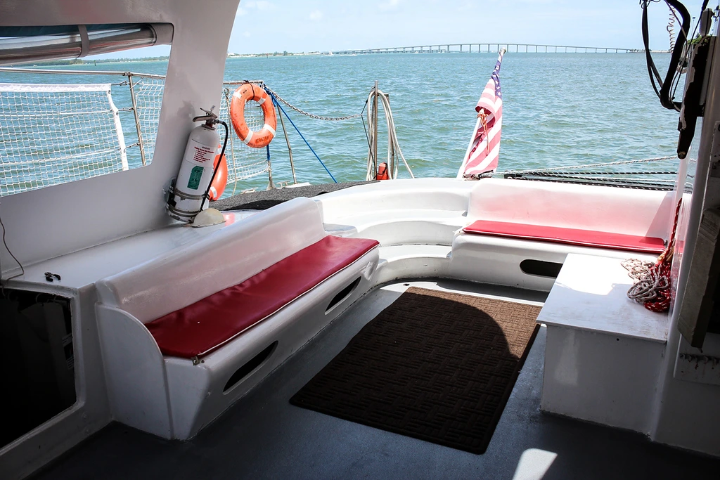 60-Catamaran-Rental-Miami-Deck-XL